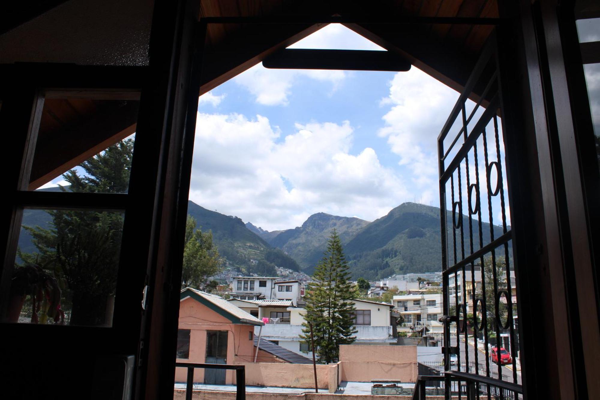 Casa De Tulia Daire Quito Dış mekan fotoğraf