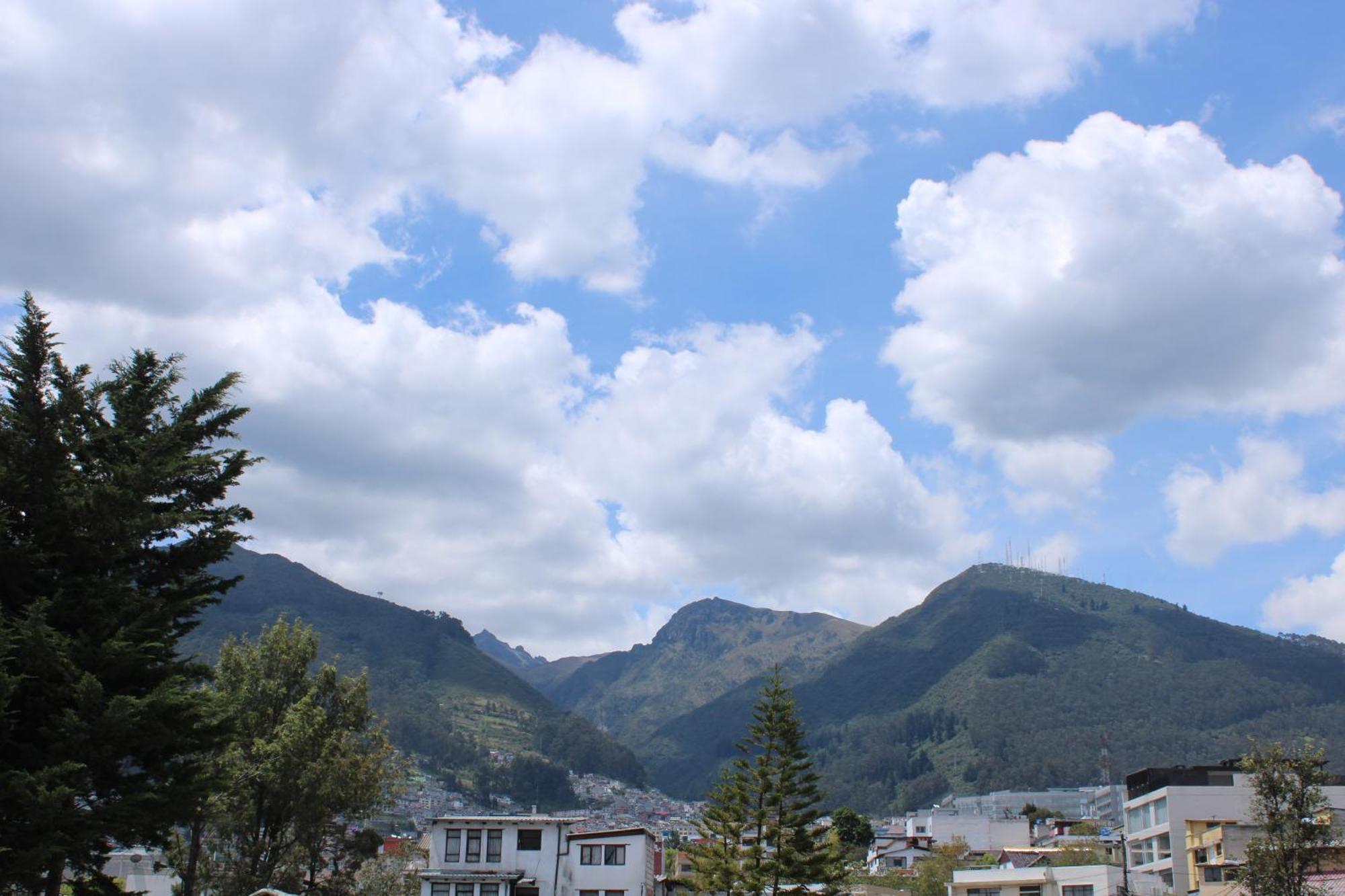 Casa De Tulia Daire Quito Dış mekan fotoğraf